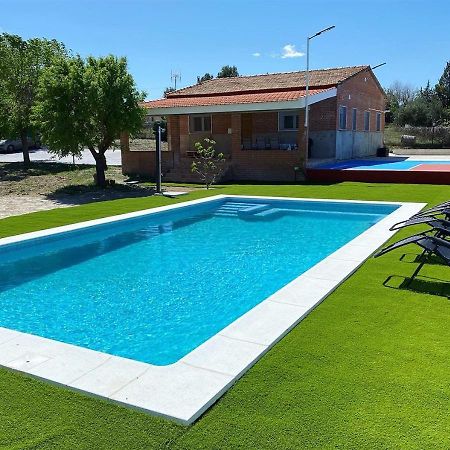 Casa Con Piscina, Villa Alarilla Fuentiduena de Tajo Buitenkant foto