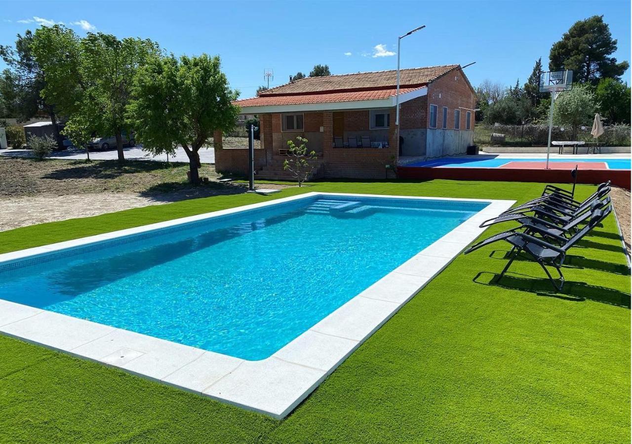 Casa Con Piscina, Villa Alarilla Fuentiduena de Tajo Buitenkant foto