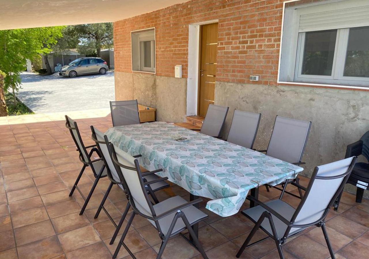Casa Con Piscina, Villa Alarilla Fuentiduena de Tajo Buitenkant foto